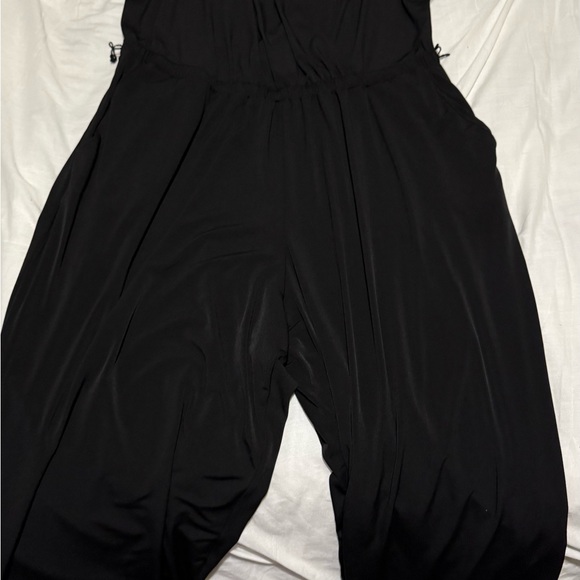 Torrid Black Women's Jumpsuit size 0 12/14 - Picture 2 of 4